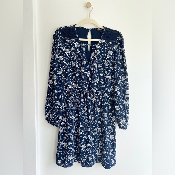 Express Dresses & Skirts - (NWT) Express Women’s Navy & White Floral Long Sleeve Dress, Lace Details | Med